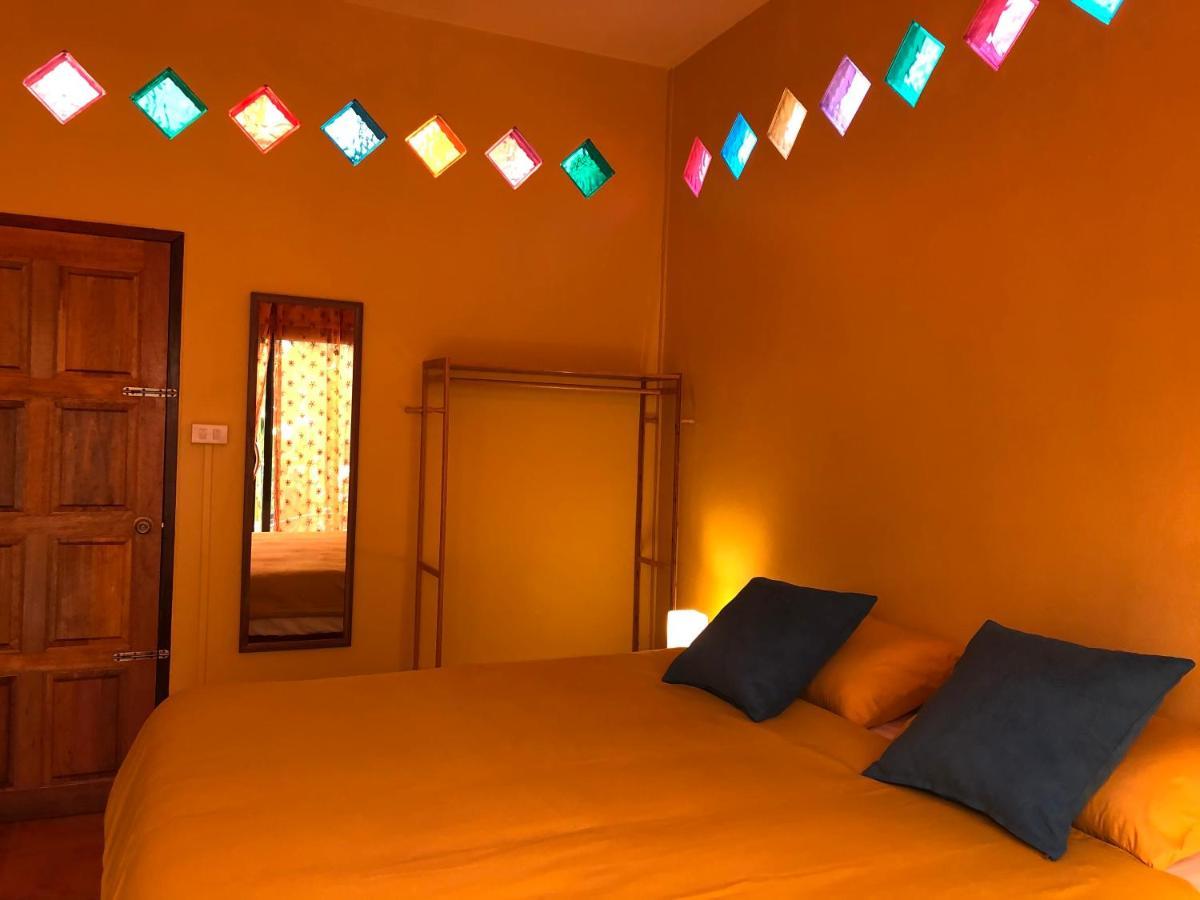 One World Bungalows Ko Lanta Esterno foto