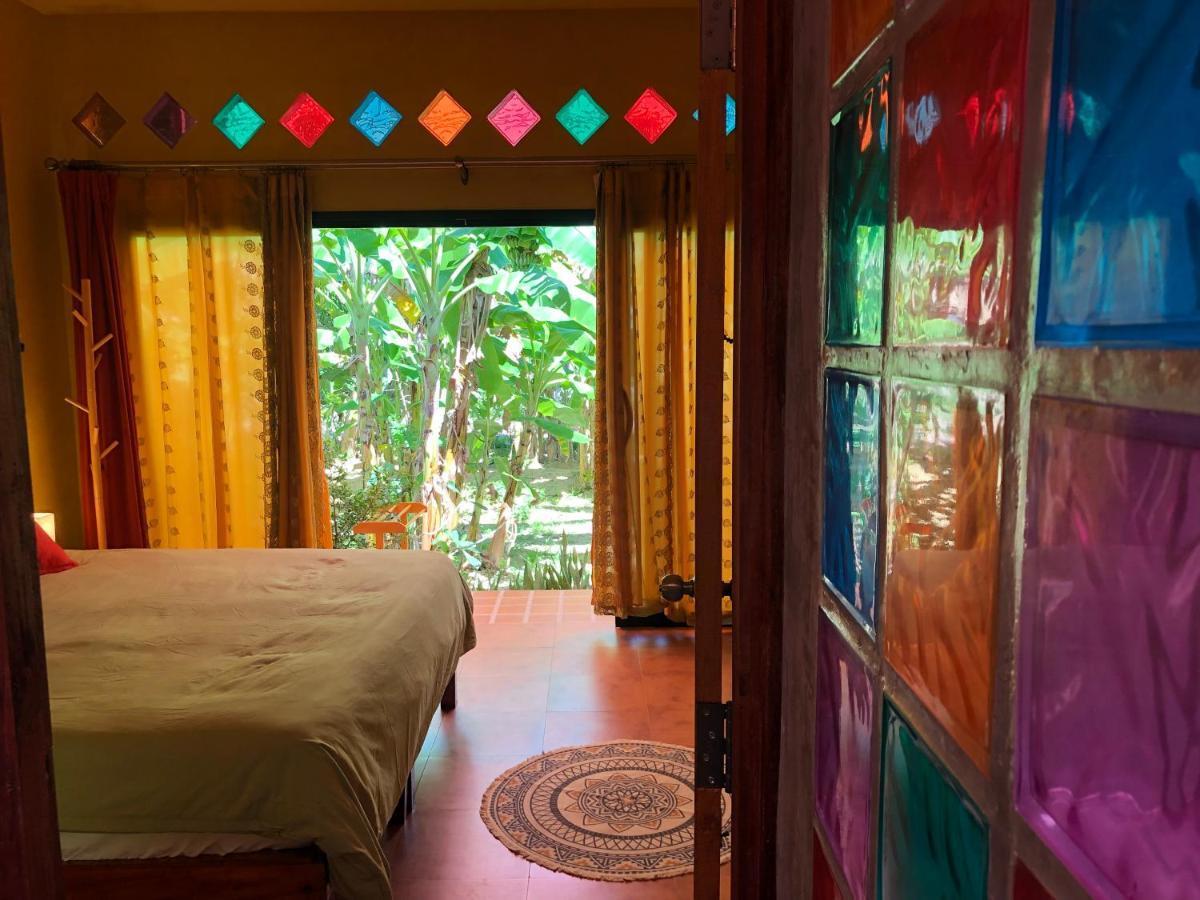 One World Bungalows Ko Lanta Esterno foto