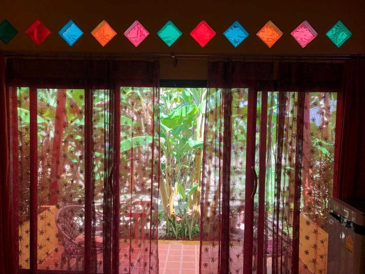 One World Bungalows Ko Lanta Esterno foto