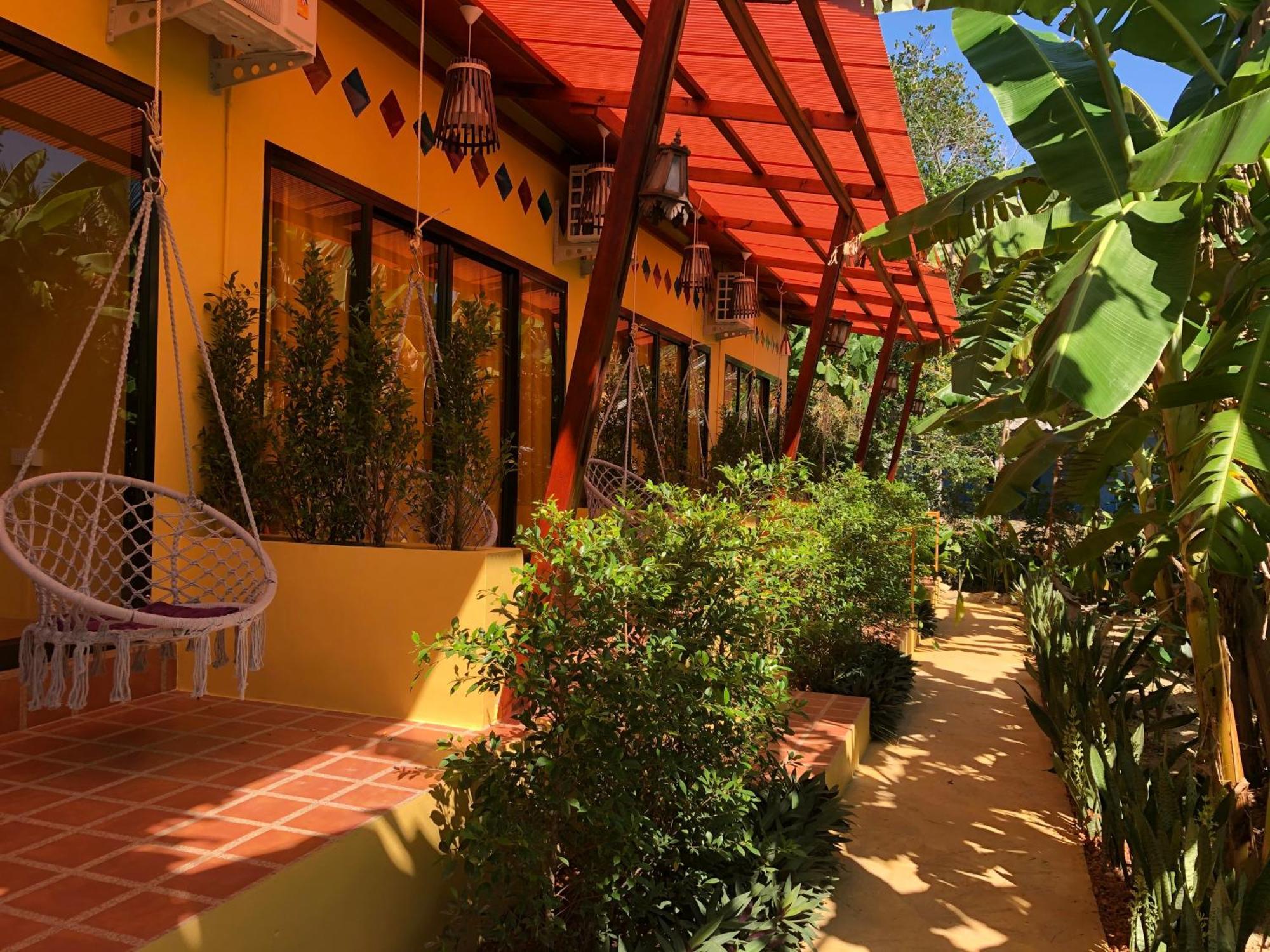 One World Bungalows Ko Lanta Esterno foto